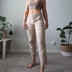✨Anthropologie Cargo Pant✨